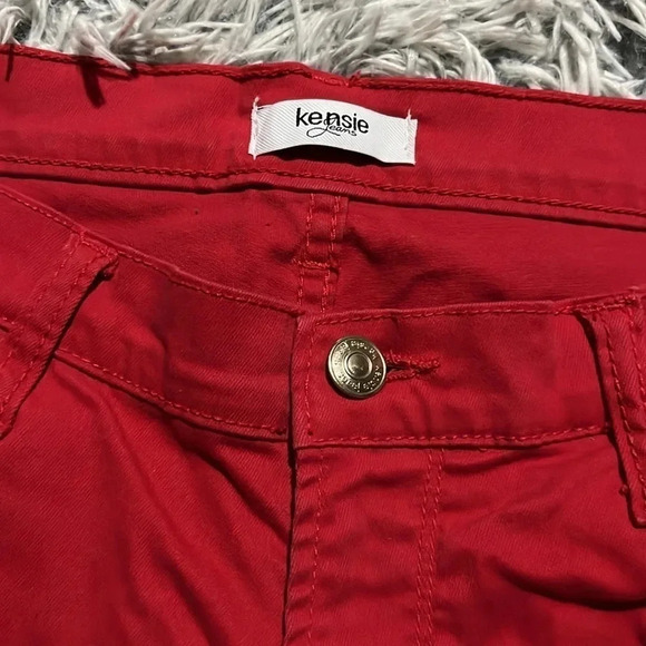 Kensie Jeans Red Shorts Size 12 - Picture 4 of 10